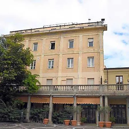 Hotel Peonia Bianca Nuoro (Sardinia)